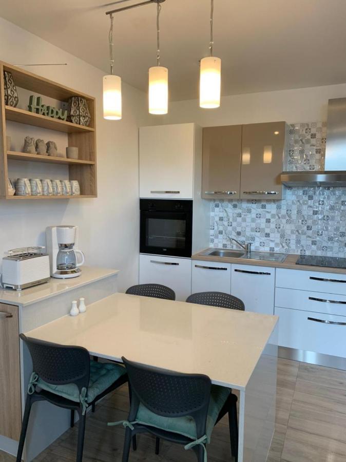 La Dolce Vita Apartments Unit 2 Поседар'є Екстер'єр фото